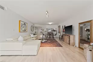 4261 Shetland Ct, Naples, FL 34112 - Photo 10