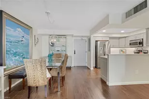 260 Seaview Ct, Marco Island, FL 34145 - Photo 22