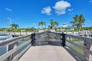 1717 Gulfstar Dr S, Naples, FL 34112 - Photo 46