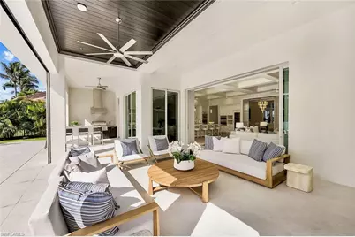 726 Riviera Dr, Naples, FL 34103 - Photo 38