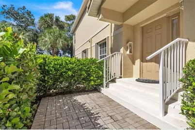 6050 Jonathans Bay Cir #102, Fort Myers, FL 33908 - Photo 2