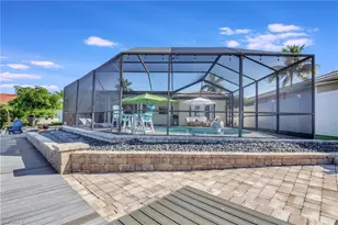 2120 Sandpiper St, Naples, FL 34102 - Photo 36