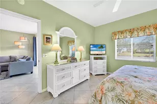 700 Saratoga Cir, Naples, FL 34104 - Photo 14