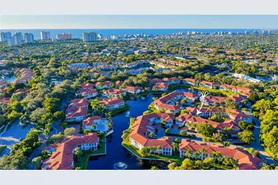 600 L Ambiance Cir #203, Naples, FL 34108 - Photo 4