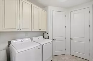 8773 Bellano Ct, Naples, FL 34119 - Photo 32