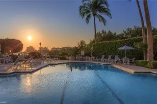 425 Cove Tower Dr, Naples, FL 34110 - Photo 26