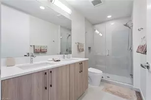 26600 Rosewood Pointe Dr, Bonita Springs, FL 34135 - Photo 18