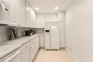 8124 Josefa Way, Naples, FL 34114 - Photo 14