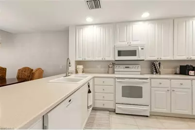 8124 Josefa Way, Naples, FL 34114 - Photo 6