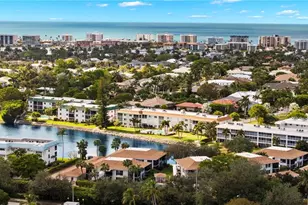 3101 Riviera Dr, Naples, FL 34103 - Photo 38