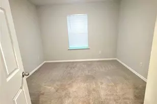 3002 37th St SW, Lehigh Acres, FL 33976 - Photo 4