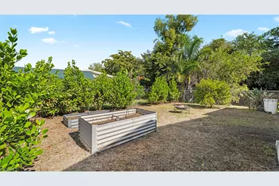101 Sugar Loaf Ln, Naples, FL 34114 - Photo 24