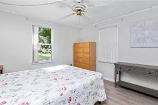 101 Sugarloaf Ln, Naples, FL 34114 - Photo 20