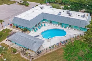 101 Sugarloaf Ln, Naples, FL 34114 - Photo 36