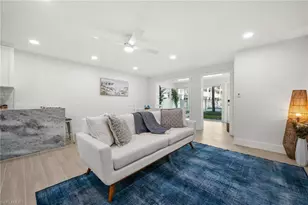 342 Harbour Dr, Naples, FL 34103 - Photo 14