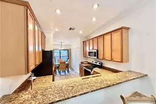 9832 Venezia Cir, Naples, FL 34113 - Photo 10