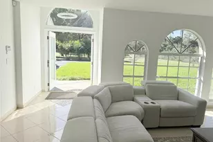 4745 26th Ave SE, Naples, FL 34117 - Photo 6