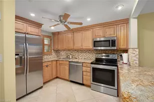41 High Point Cir S, Naples, FL 34103 - Photo 8