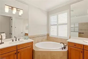 9238 Veneto Pl, Naples, FL 34113 - Photo 26