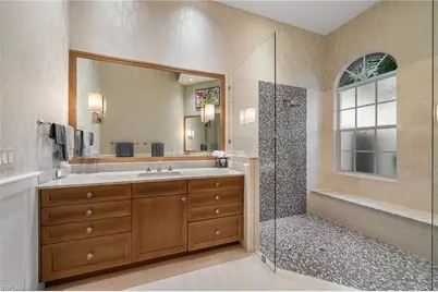 7849 Via Vecchia, Naples, FL 34108 - Photo 22