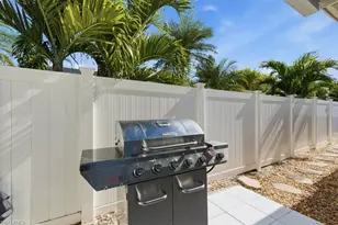 839 100th Ave N, Naples, FL 34108 - Photo 32
