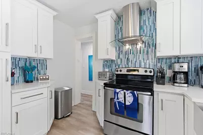 839 100th Ave N, Naples, FL 34108 - Photo 14