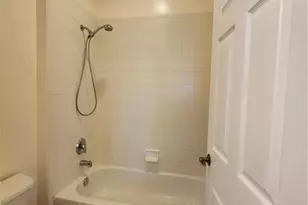 7512 Bristol Cir, Naples, FL 34120 - Photo 10