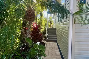 1079 Diamond Lake Cir, Naples, FL 34114 - Photo 2