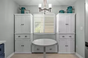 280 Timber Lake Cir, Naples, FL 34104 - Photo 10