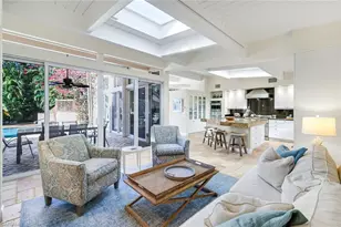 210 Central Ave, Naples, FL 34102 - Photo 12