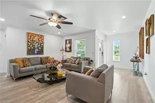 3571 Santiago Way, Naples, FL 34105 - Photo 6