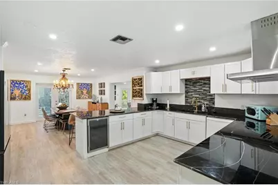 3571 Santiago Way, Naples, FL 34105 - Photo 8