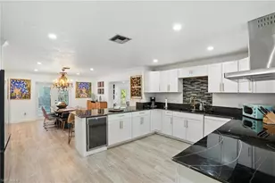 3571 Santiago Way, Naples, FL 34105 - Photo 8