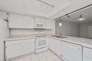 2350 Naples Trace Cir, Naples, FL 34109 - Photo 6