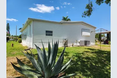 26256 Duchess Ln, Bonita Springs, FL 34135 - Photo 4