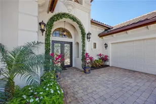 8862 Shenendoah Cir, Naples, FL 34113 - Photo 8