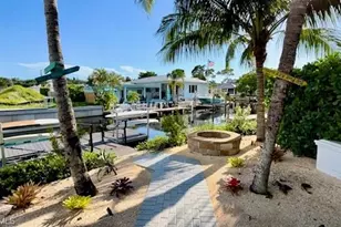 2672 Gulfview Dr, Naples, FL 34112 - Photo 4