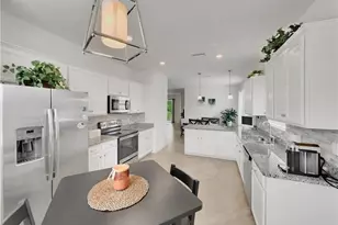 14402 Vindel Cir, Fort Myers, FL 33905 - Photo 12