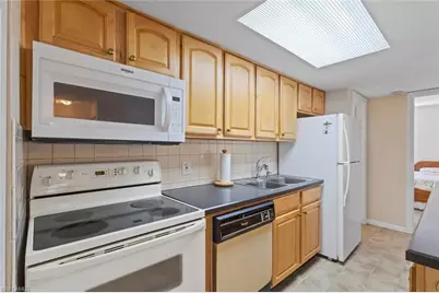 248 Palm Dr #5, Naples, FL 34112 - Photo 12