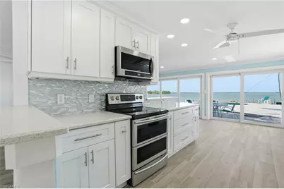 266 Curlew St, Fort Myers Beach, FL 33931 - Photo 14