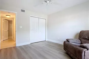 729 Landover Ct, Naples, FL 34104 - Photo 14