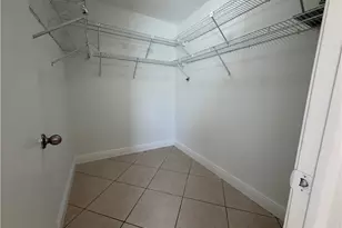 1392 Churchill Cir, Naples, FL 34116 - Photo 4