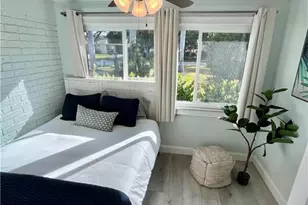 905 13th St, Naples, FL 34102 - Photo 10