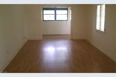 4300 Gulfstream Dr #2D, Naples, FL 34112 - Photo 6