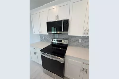 2064 55th Ter SW, Naples, FL 34116 - Photo 8