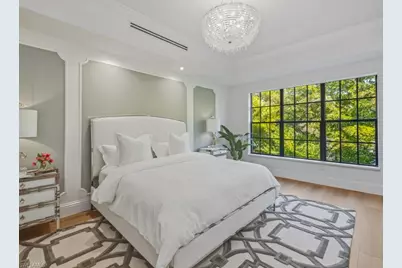 705 10th St S #202, Naples, FL 34102 - Photo 6