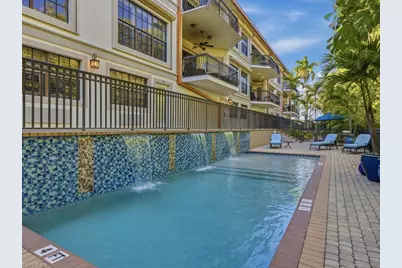 705 10th St S #202, Naples, FL 34102 - Photo 2