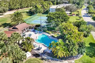 499 Forest Lakes Blvd, Naples, FL 34105 - Photo 18