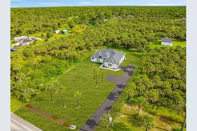 2898 36th Ave SE, Naples, FL 34117 - Photo 2