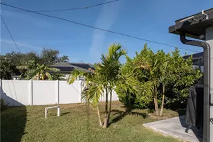 2210 NW 9th Pl, Cape Coral, FL 33993 - Photo 10